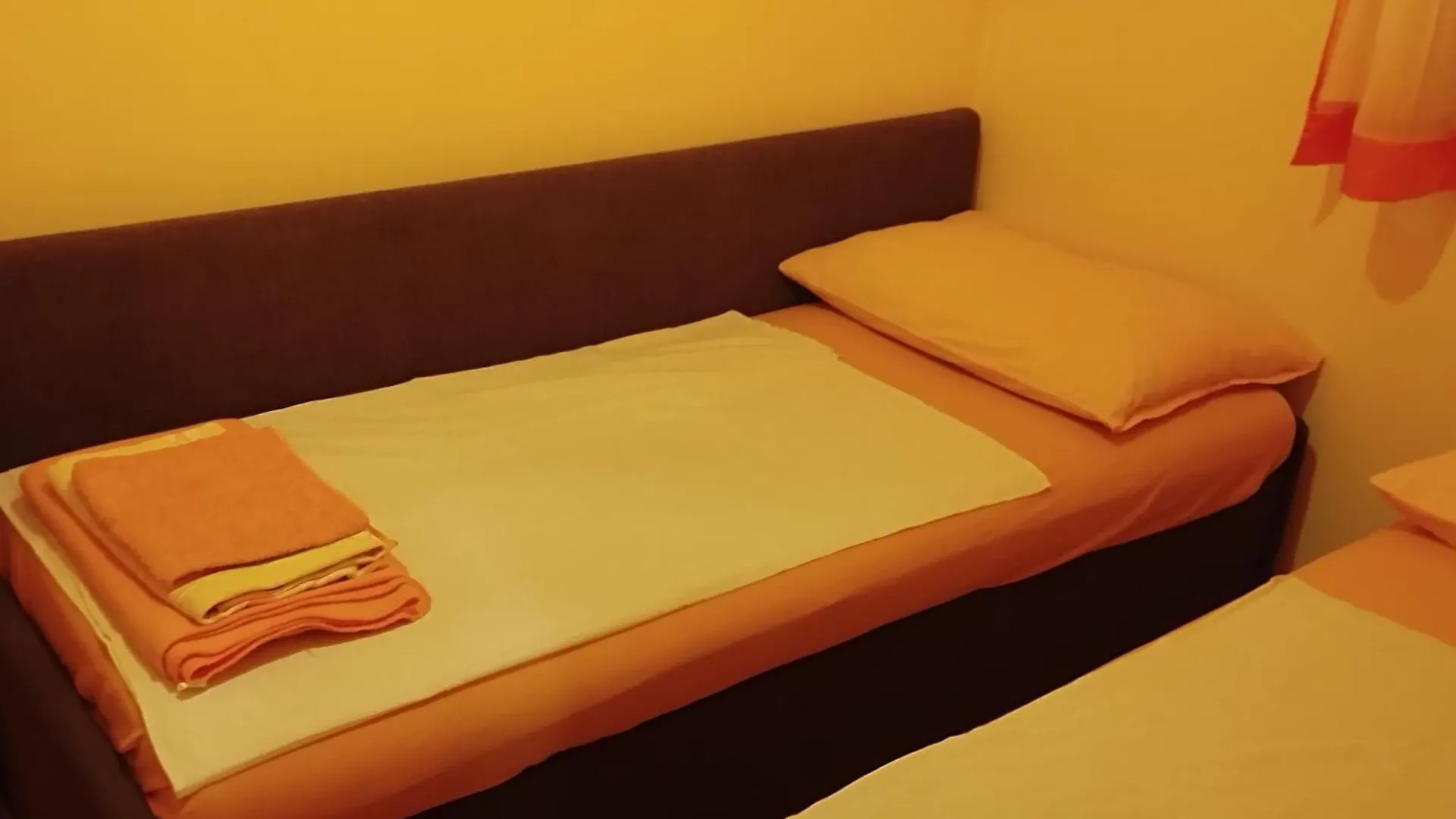 Apartments With A Parking Space Veli Losinj, Losinj - 11495