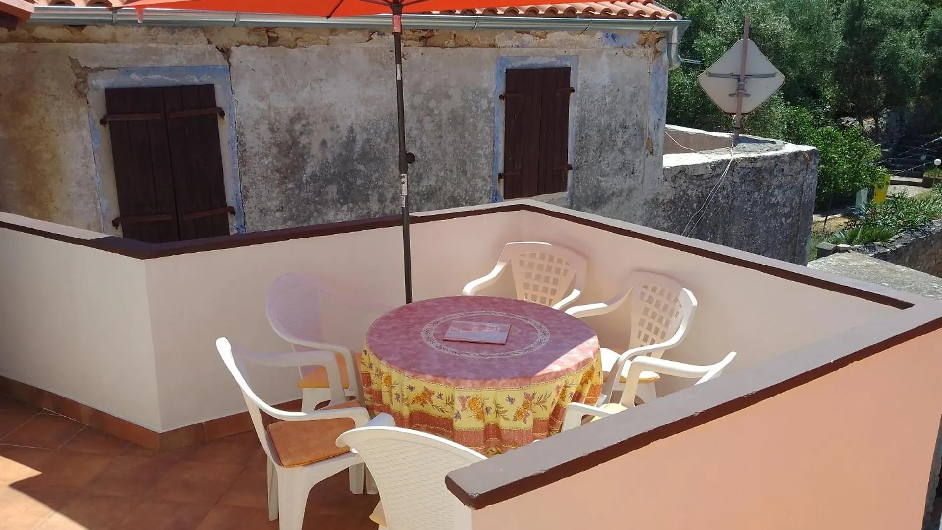 Apartments With A Parking Space Veli Losinj, Losinj - 11495